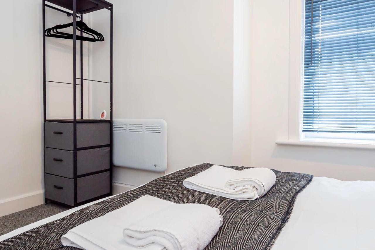 City Centre 3 Bed 8 Guest Parking Near Mayflower Southampton Dış mekan fotoğraf
